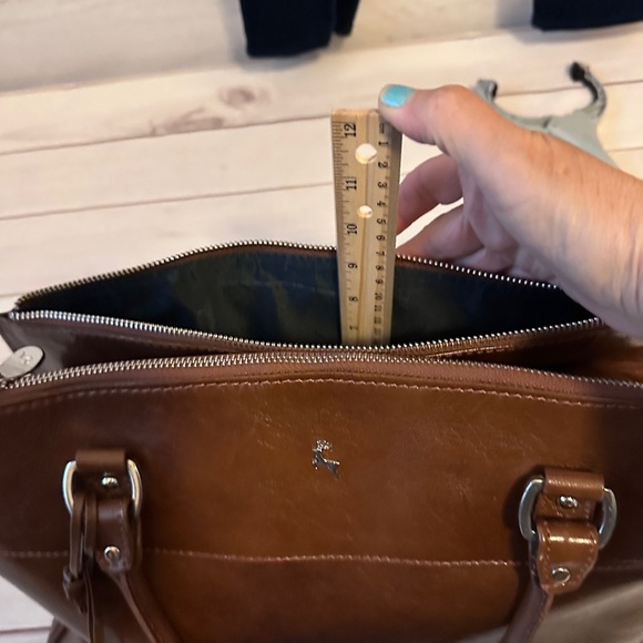 Ashwood Leather Tote, Large Tote, Work Tote,Spacious Leather Tote, Timeless Tote - Picture 14 of 15